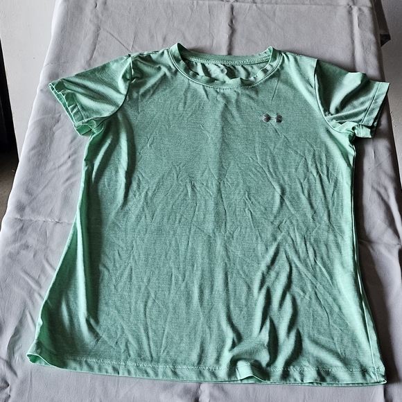 Under Armour Women's Green T-Shirt - Picture 2 of 8